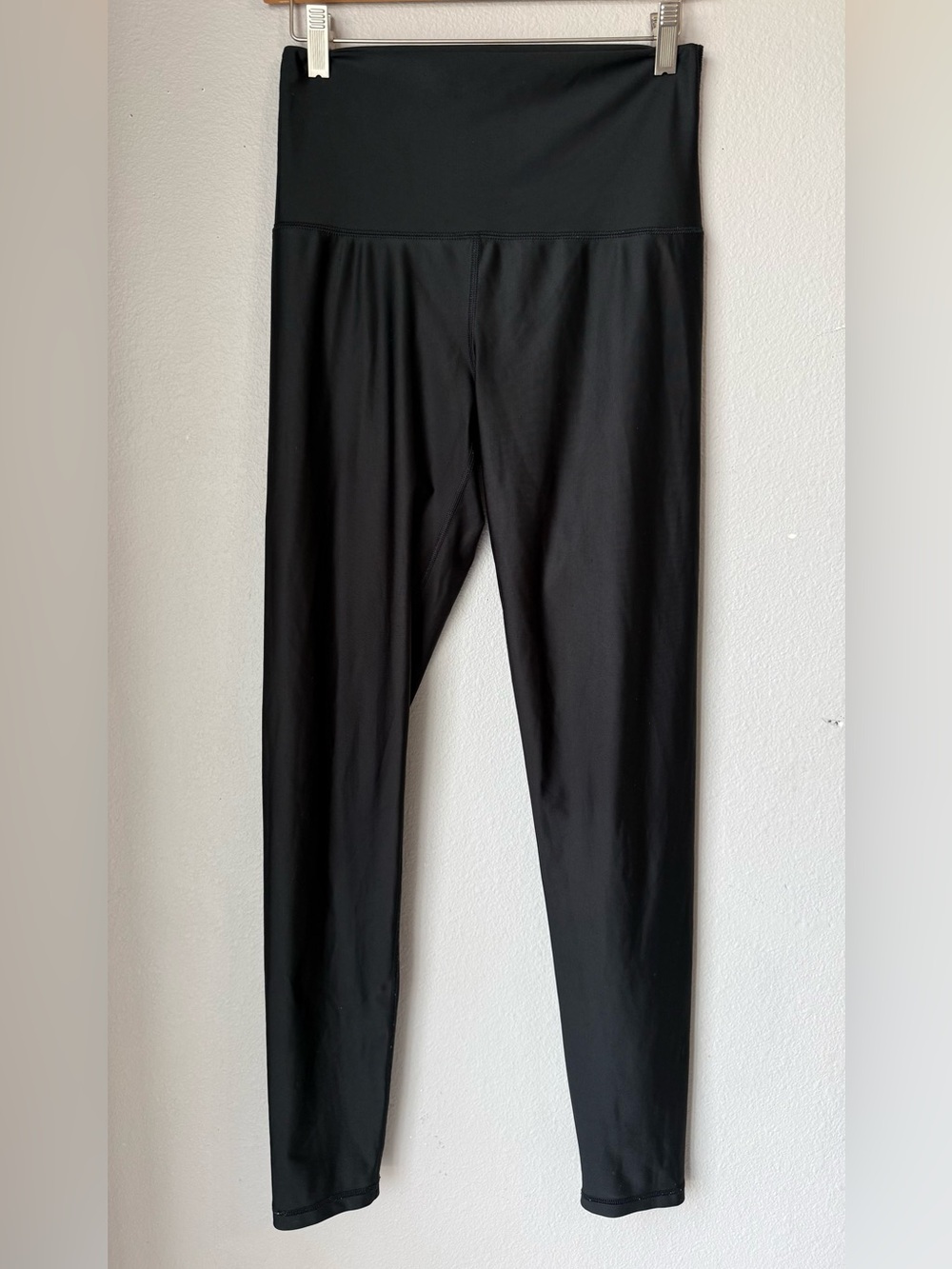 OFFLINE By Aerie Black 7/8 Leggings Women’s Size L Long Inseam Hi-Rise